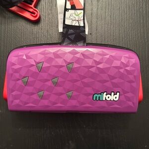 Mifold folding booster seat